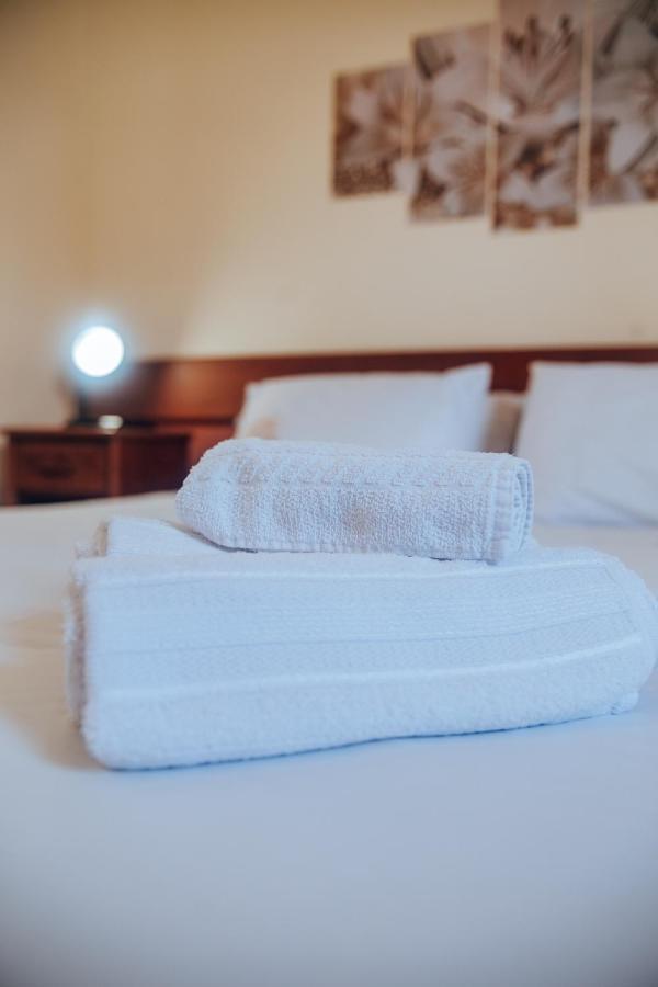 Les Voiles Hotel Lounge Canasvieiras ฟลอเรียนอโปลิส ภายนอก รูปภาพ